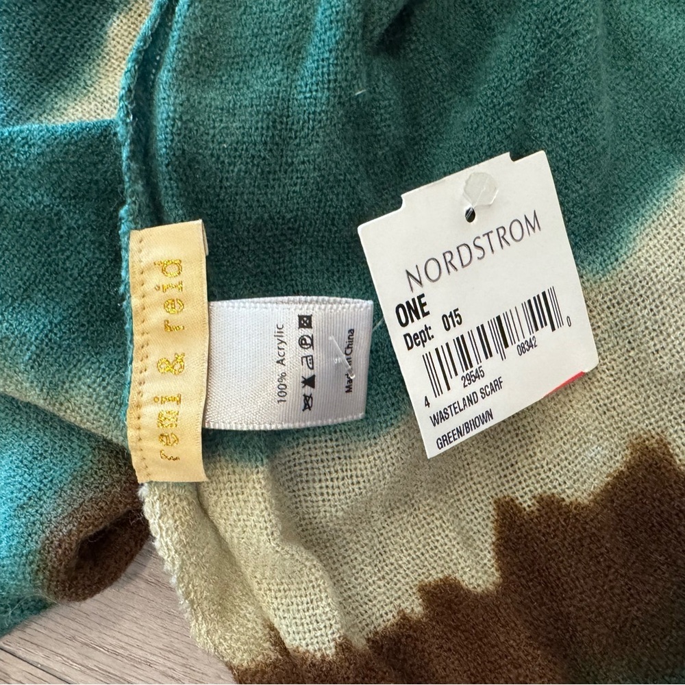 Remi & Reid Women's Scarf Wrap Shawl One Size Green Brown And Cream NWT - Picture 3 of 3